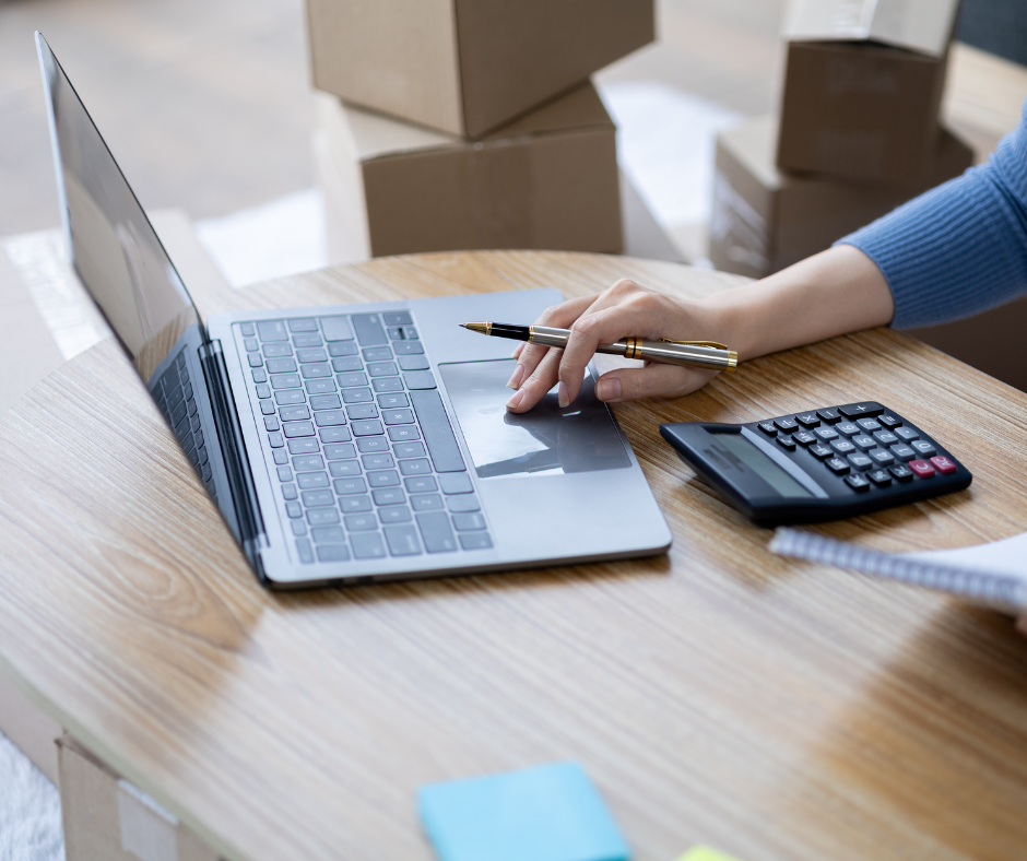 The benefits of scheduling moving jobs online